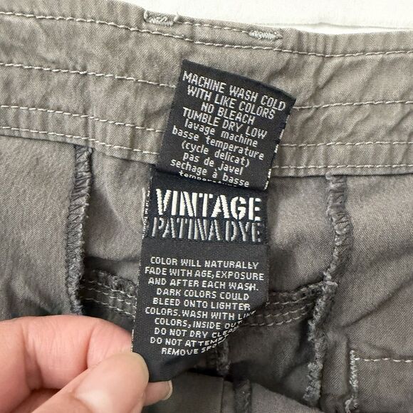 Kuhl Vintage Patina Dye Shorts Womens 10 Gray Cargo Hiking 12” Inseam Outdoors - Picture 5 of 10